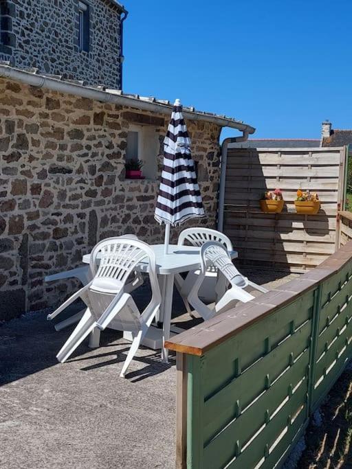 Gite Kerlosvezan, A La Campagne, Proche Mer Lampaul-Ploudalmézeau Exteriér fotografie