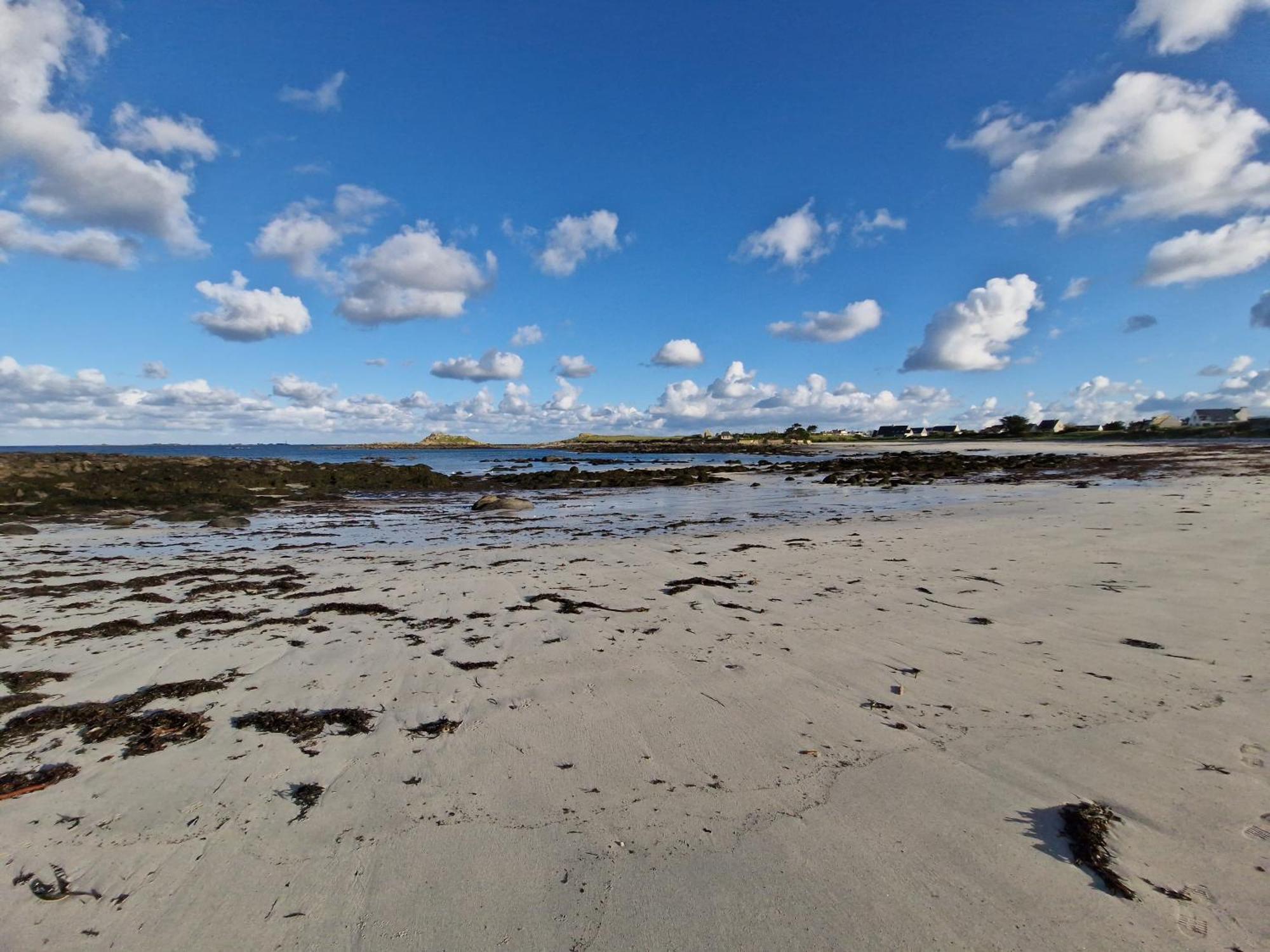 Gite Kerlosvezan, A La Campagne, Proche Mer Lampaul-Ploudalmézeau Exteriér fotografie